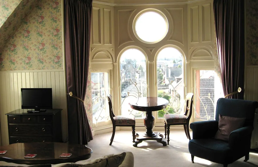 Shaftesbury Hotel Dundee (Adults Only)-1