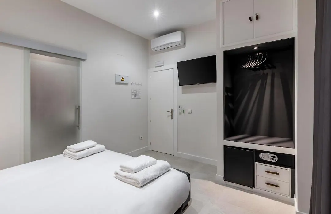 Emba Room-1