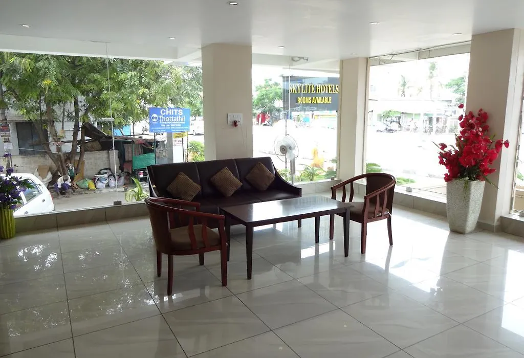 Hotel Sky Lite-1