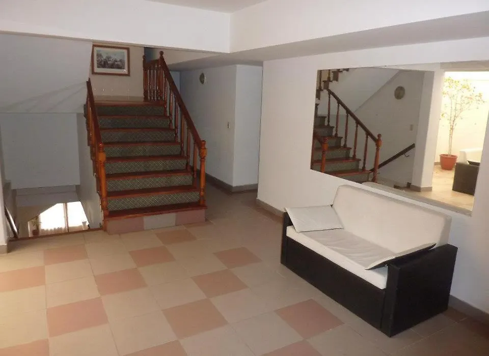 Hotel Dos Reyes-1