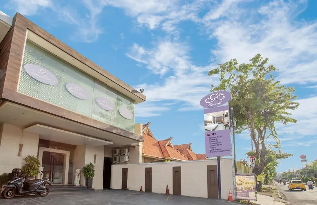 Life Emerald Hotel Surabaya-1
