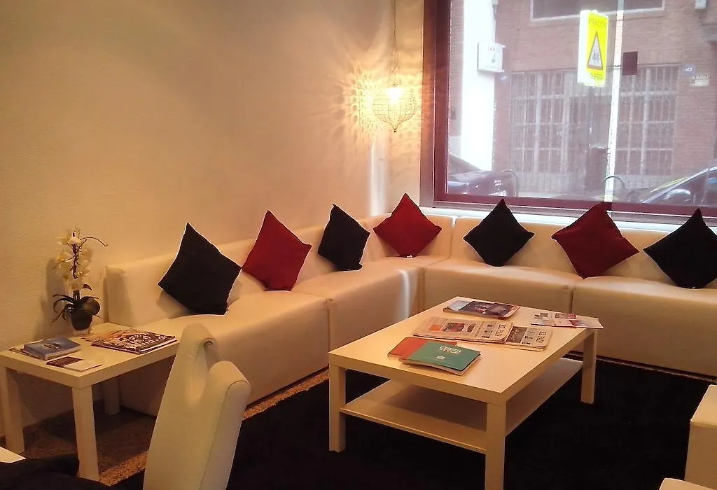 Stylish City Aparthotel Madrid-1