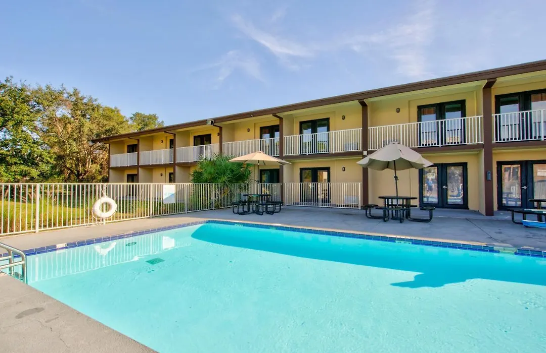 Clearwater Hotel-1