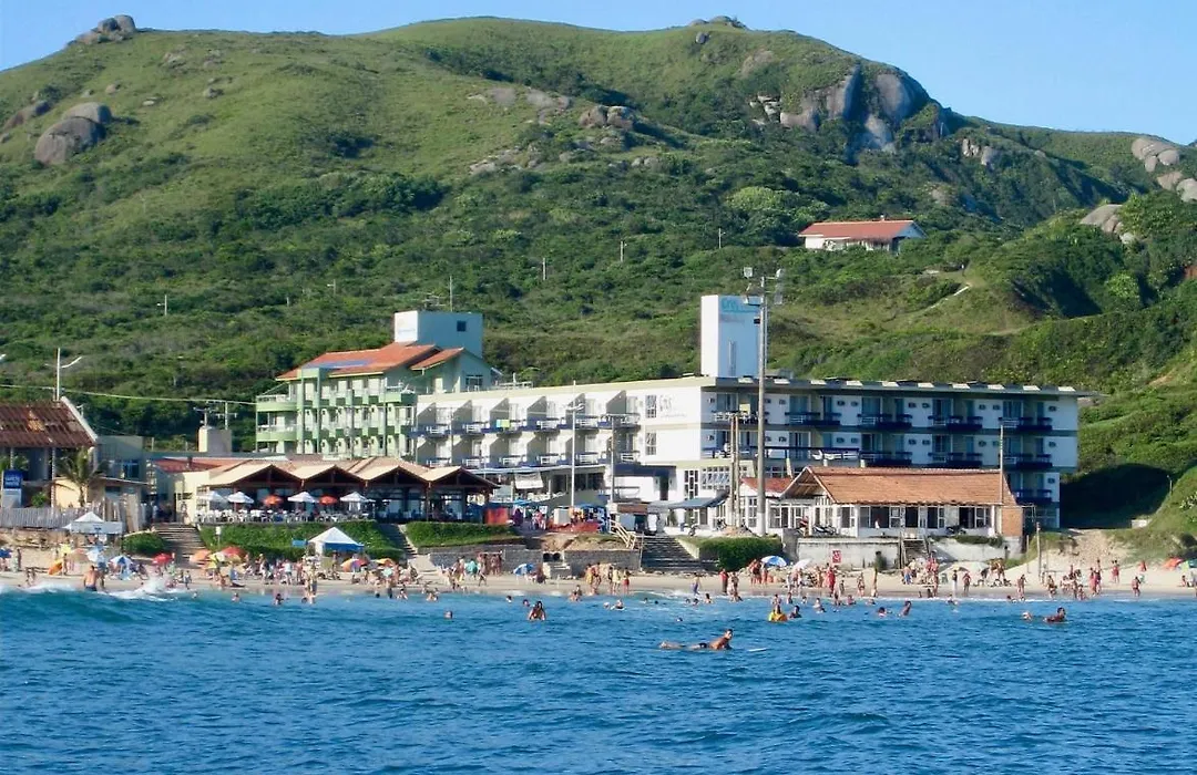 Cris Hotel-1