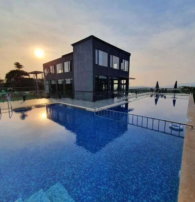 Paraiso Resort & Club-1