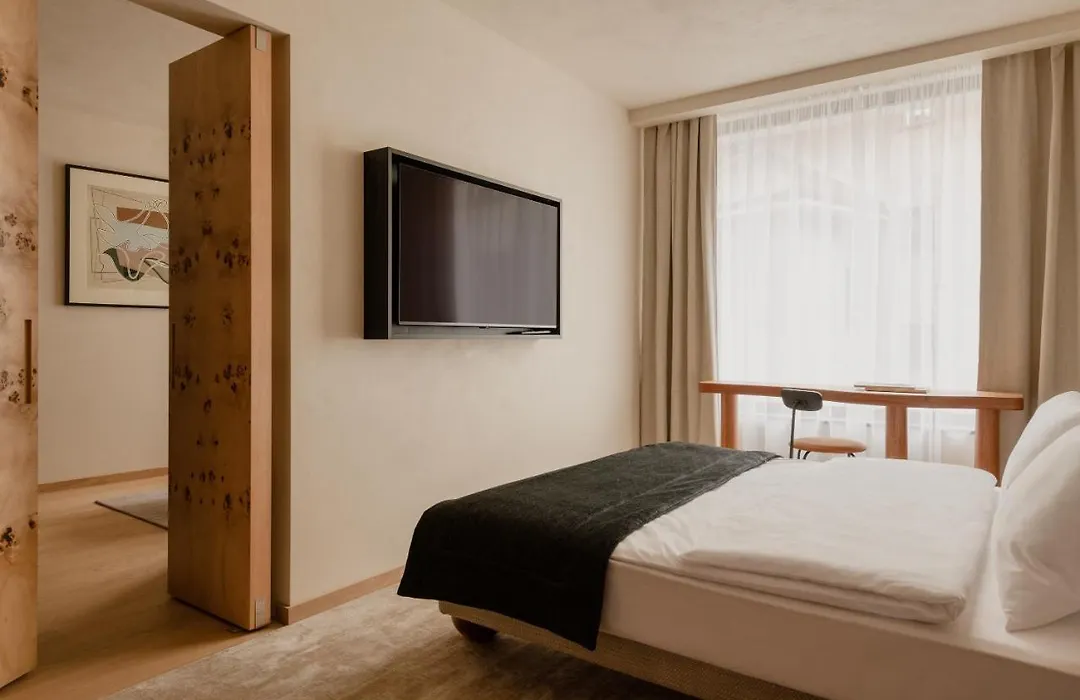 Warszauer Hotel-1