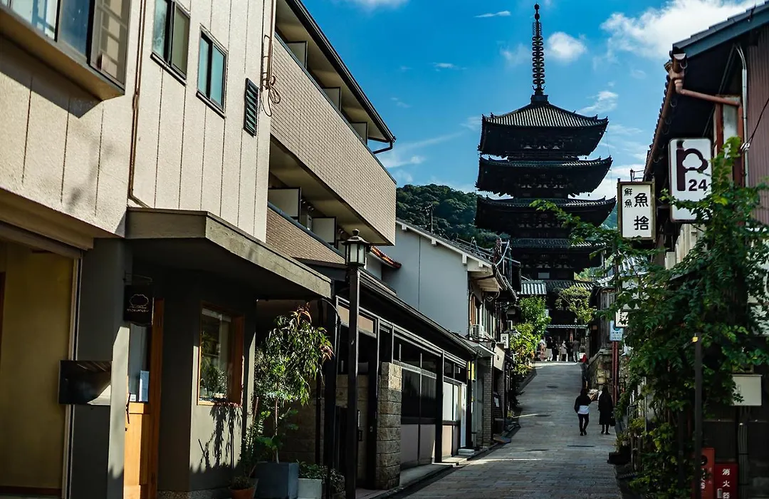 Oakwood Hotel Oike Kyoto-1