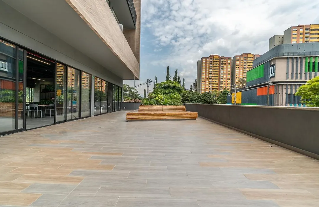 Apartamentos Go Living & Suites By Housy-1