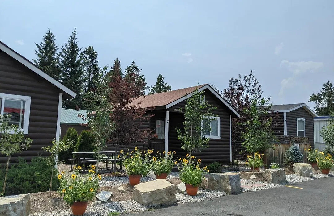 9 Bar W Cabins-1