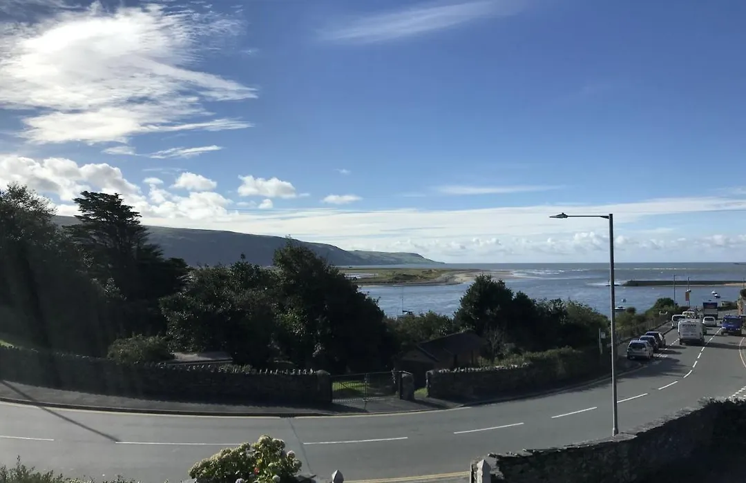 Lawrenny Lodge-1