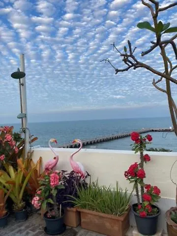 Pierview Rooms-1