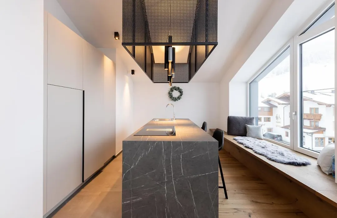 Max Mountain Apartments-1