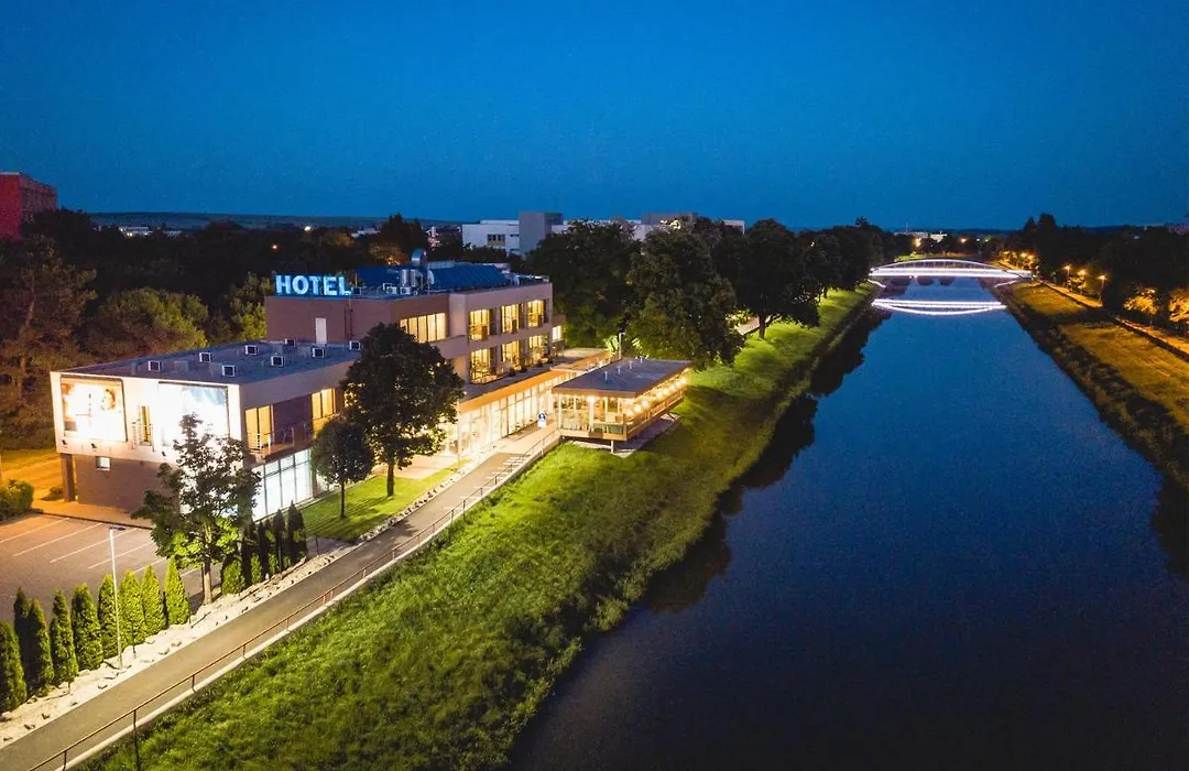 Hotel River-1