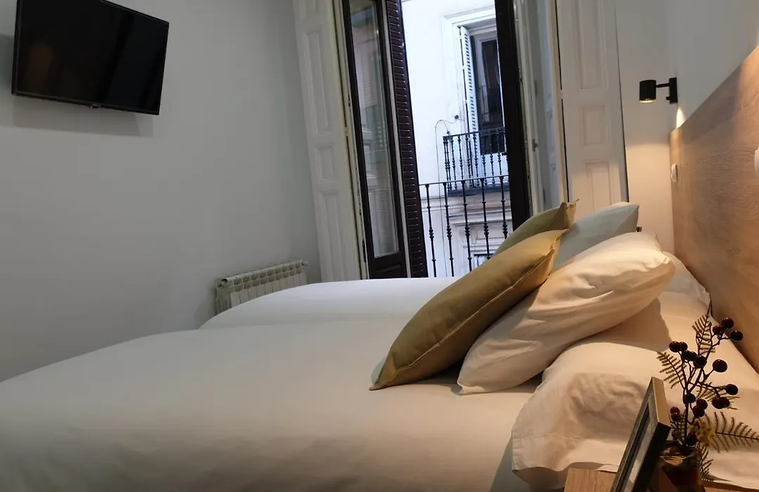 Norte Oviedo Rooms Madrid-1
