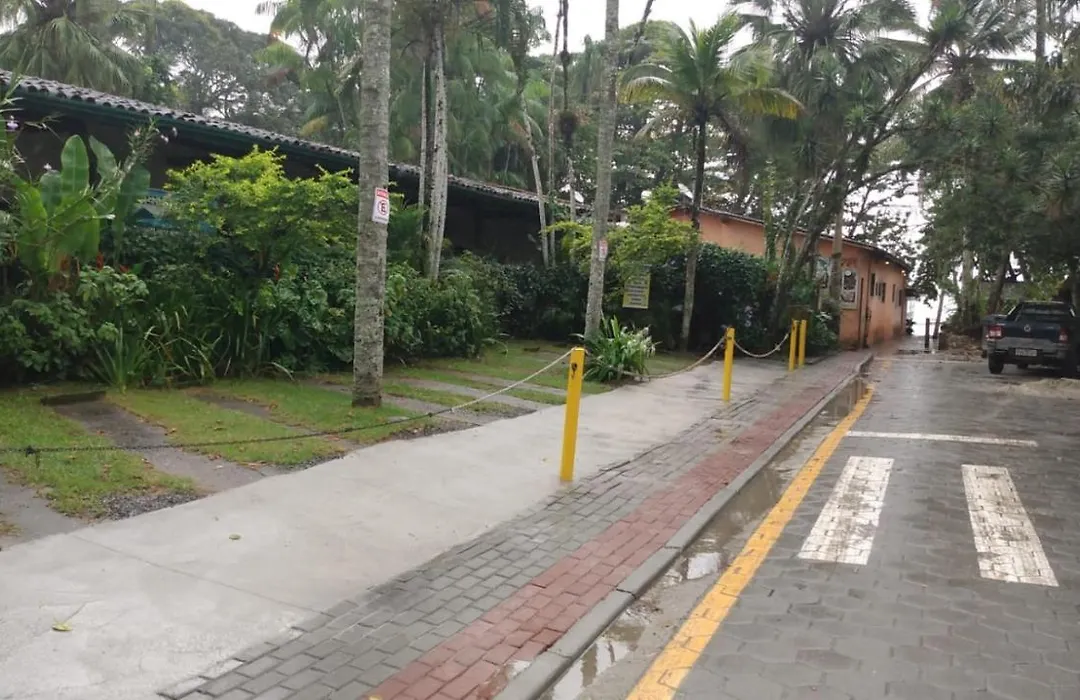 Calumar Guest House-1