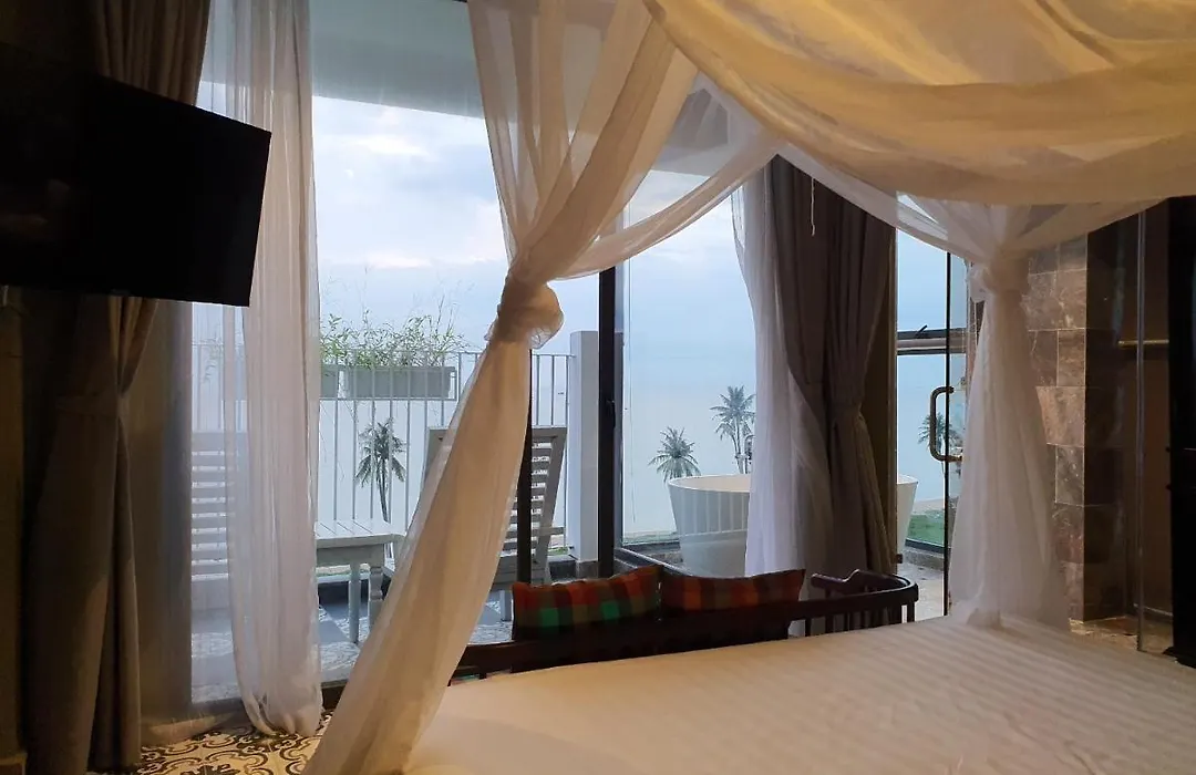 Palmy Beach Club Resort-1