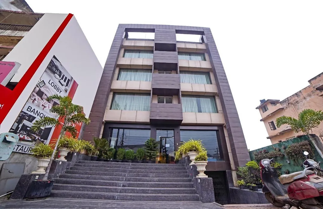 Hotel Garnet-1