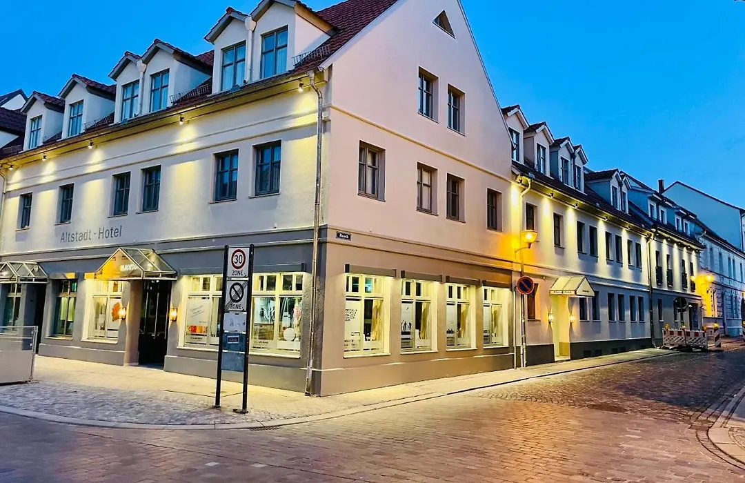 Altstadt-Hotel-1