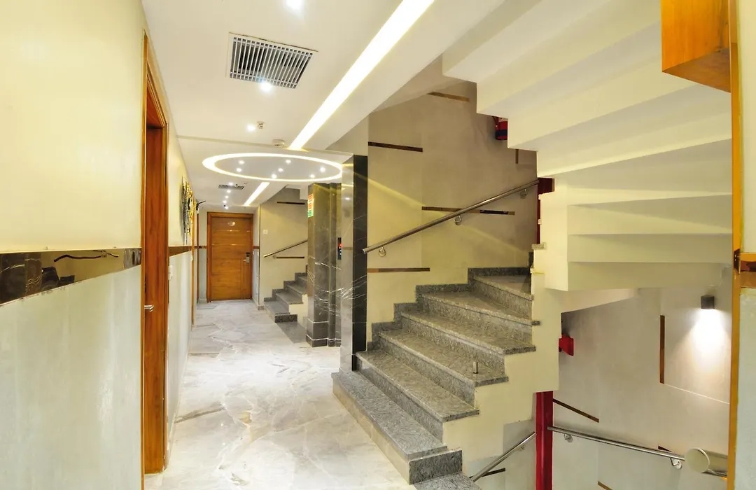 Hotel Imperial View 5 Min From New Delhi Railway Station-1