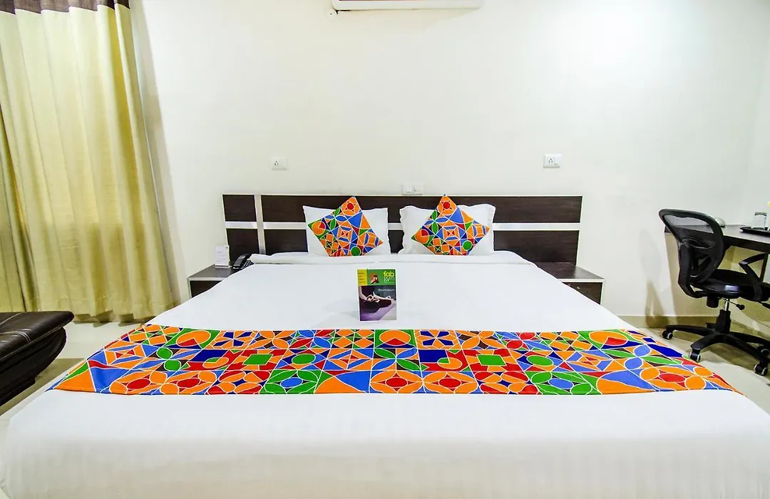 Fabhotel Pride Inn - Nr Tcs Deccan Park, Hitech City-1
