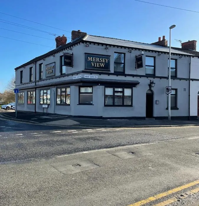Mersey View Hotel & Pub-1