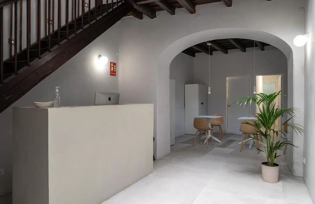 Hostelit-1