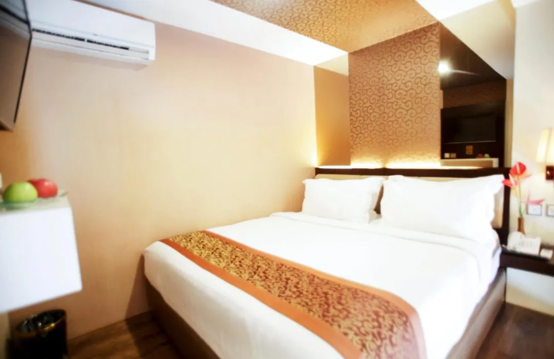 Favor Hotel Makassar City Center By Life-1