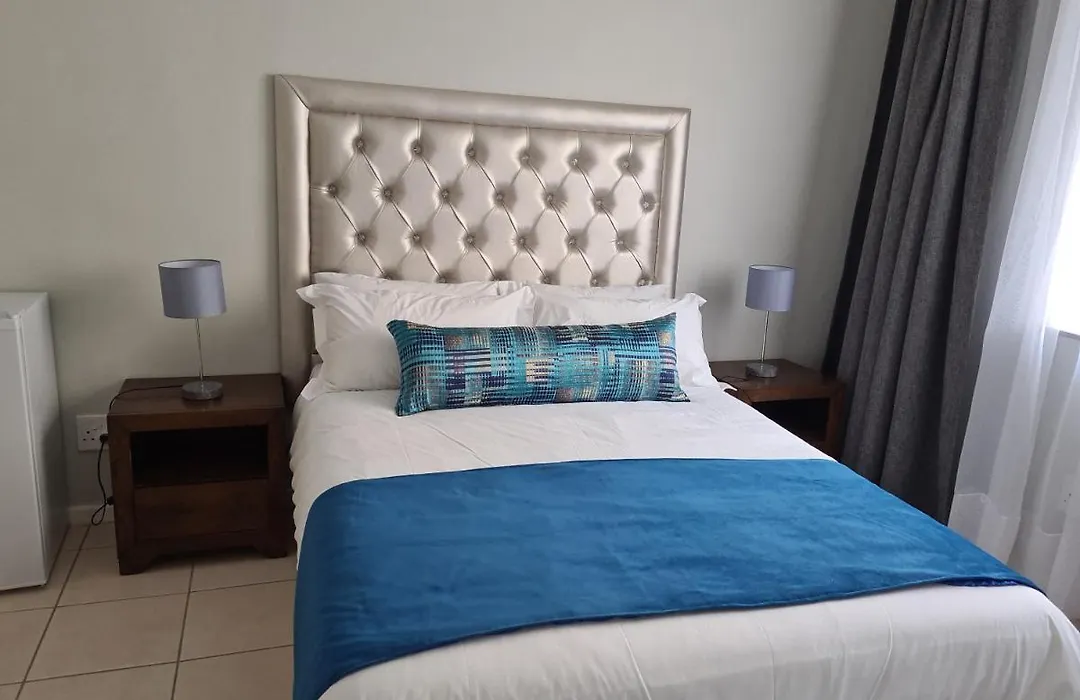 Ikhwezi Guest House-1
