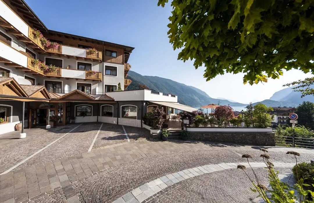 Ariston Lake View Hotel-1