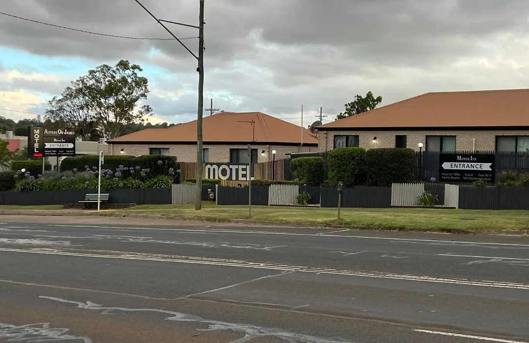 Asters On James Motor Inn-1