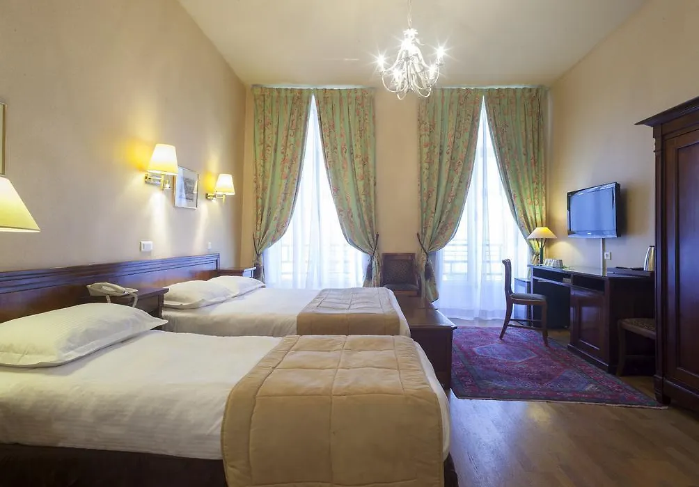 Hotel Du Palais Bourbon-1