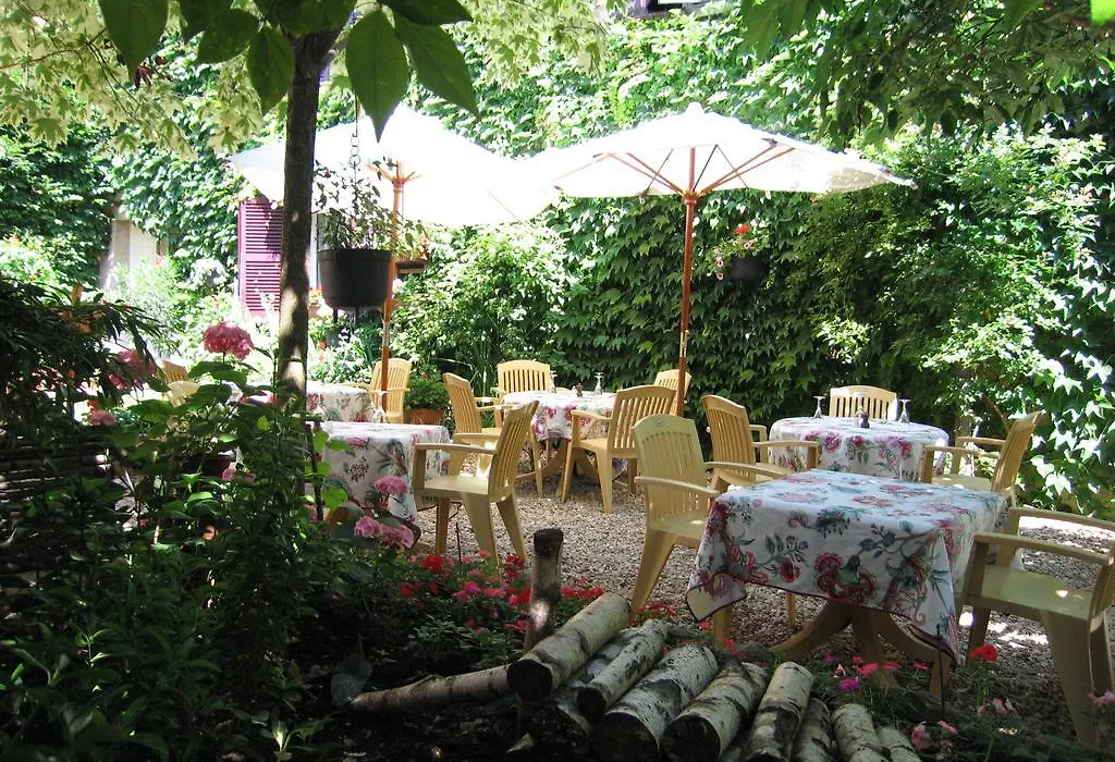Hotel De Bourgogne-1