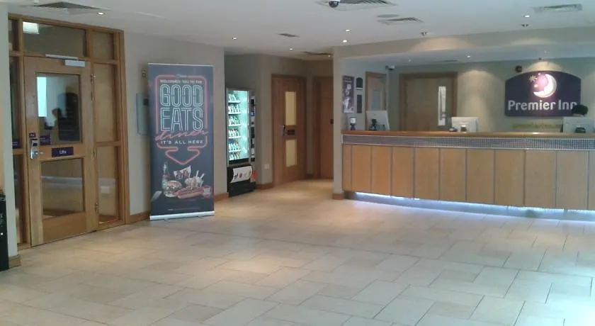 Premier Inn Belfast City Centre - Cathedral Quarter-1