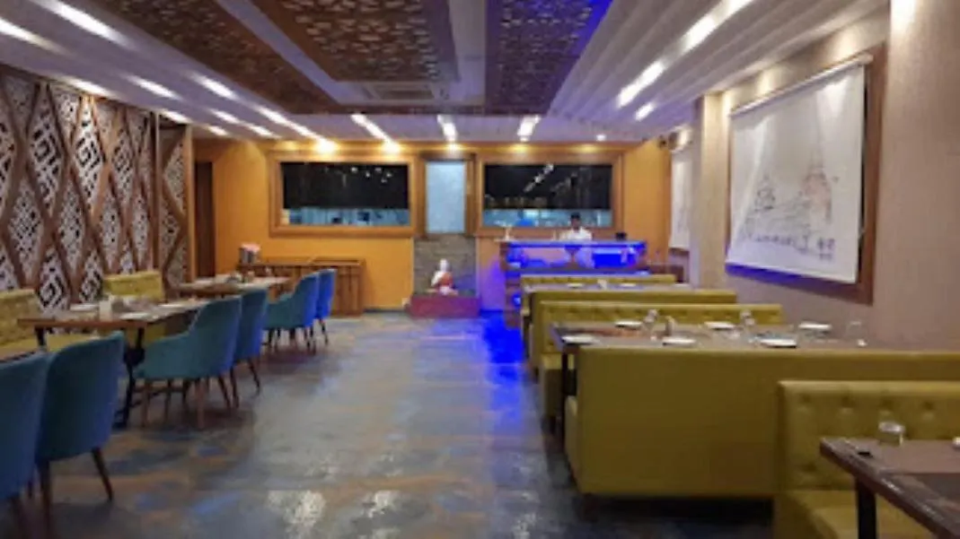 Signature Inn-1