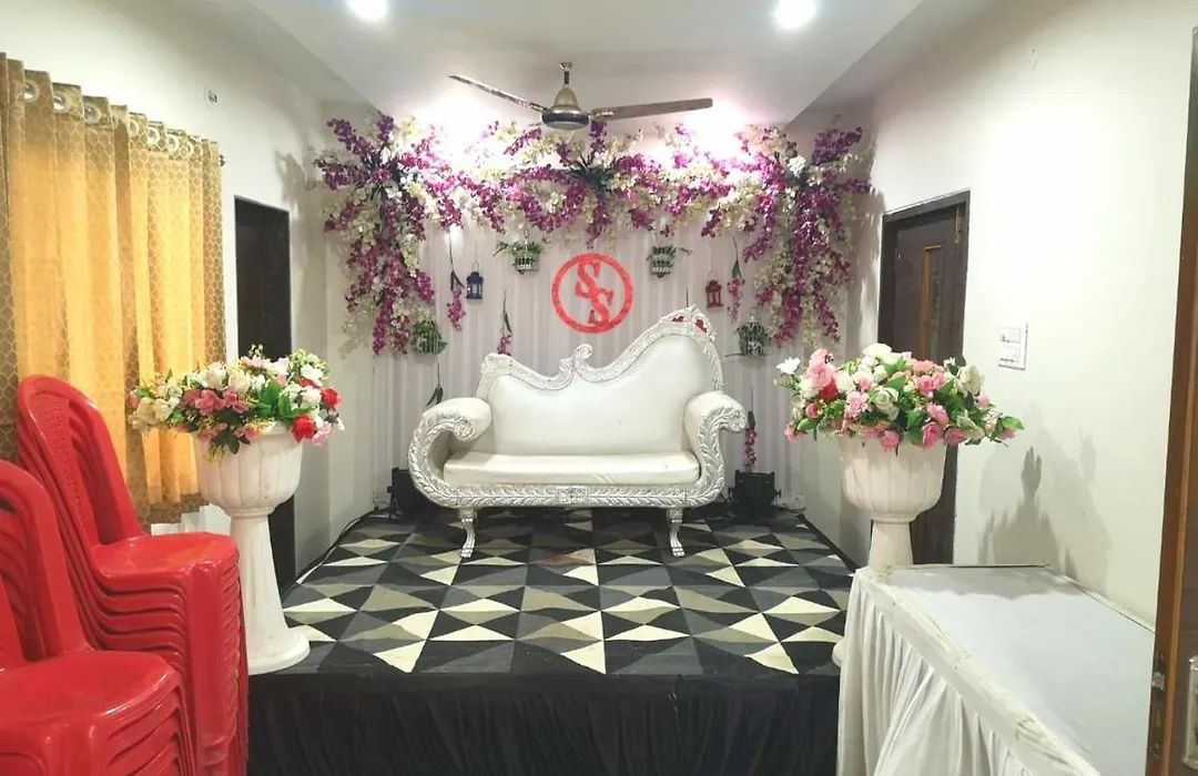 Majestic Hotel-1