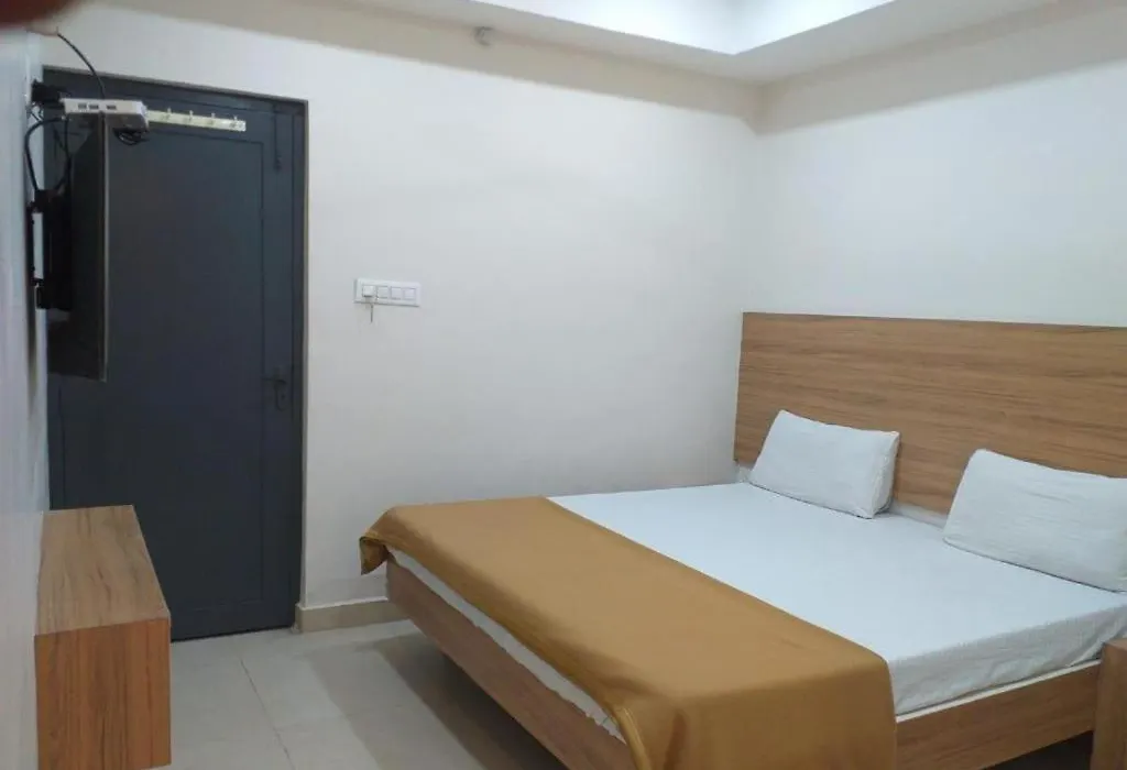 Abirami Inn-1