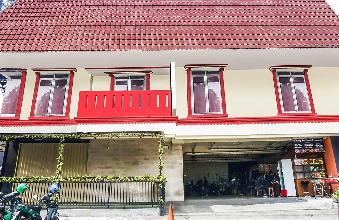Oyo 90872 Coolz Homestay Tebet Near Tis Square-1