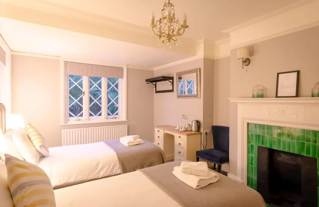 The Alverbank Hotel-1