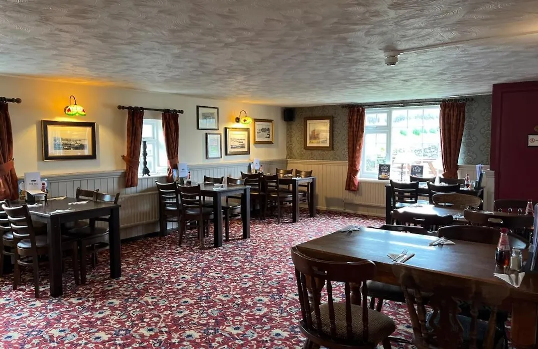 Savoy Country Inn-1