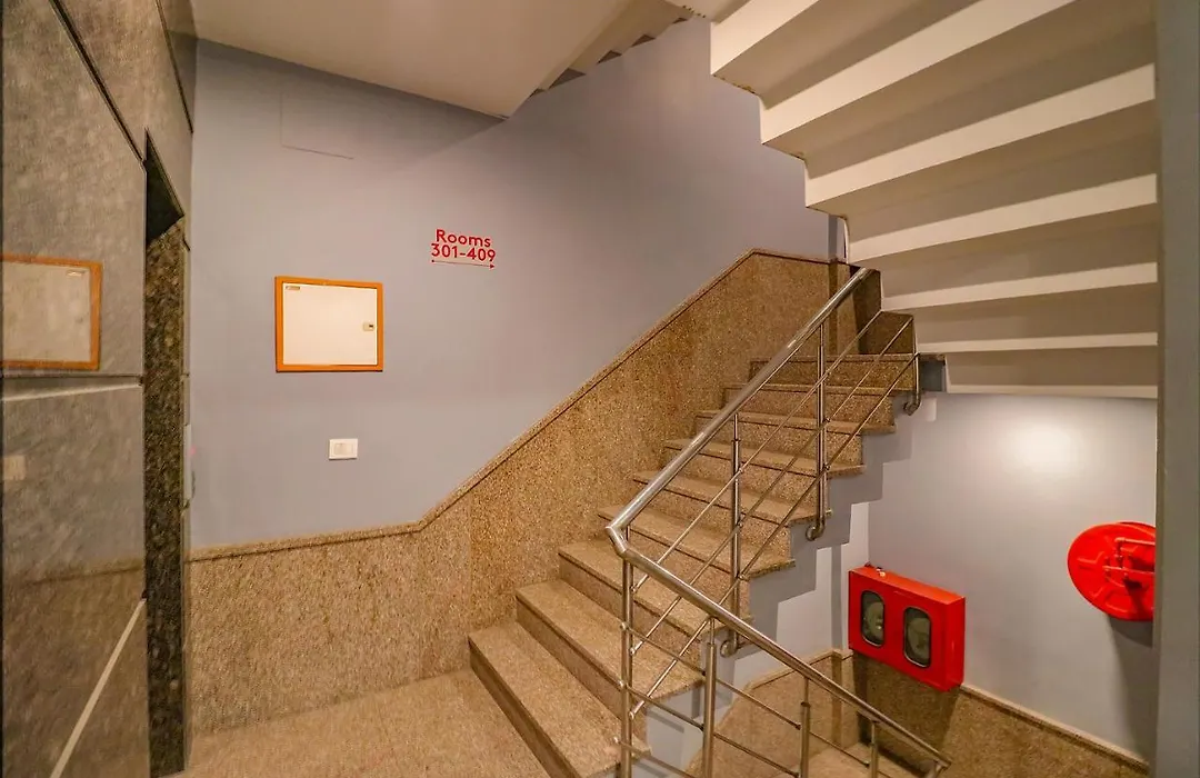 Fabhotel Hargobind Enclave-1