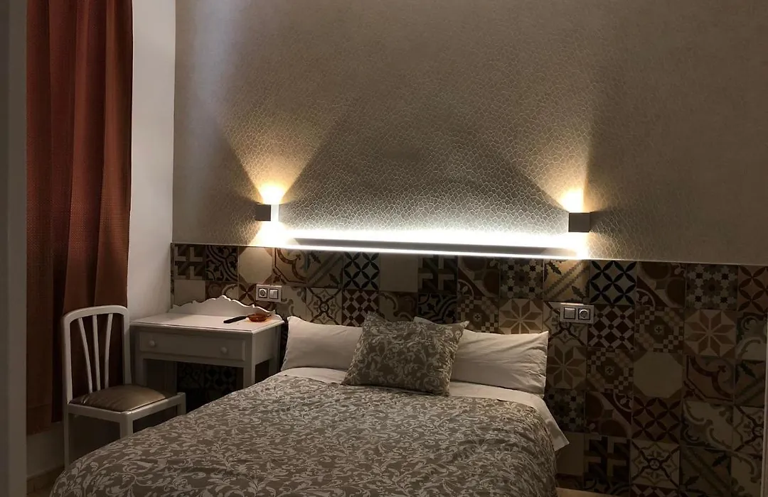 Hostal Alfaro-1