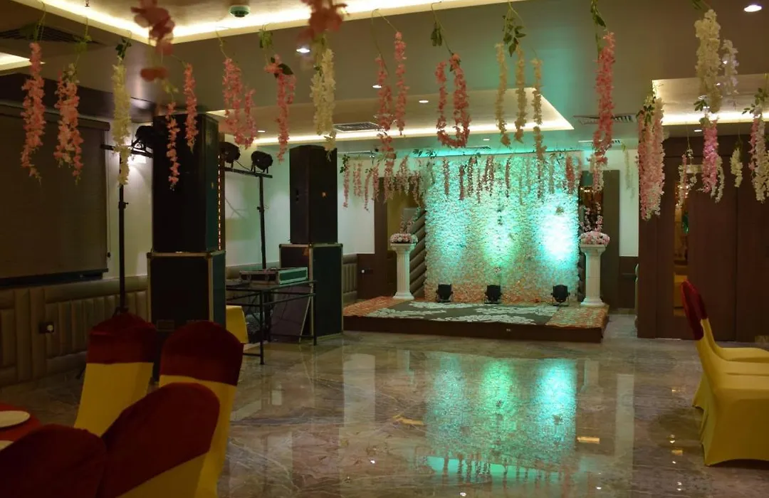 The Taj Pearl Hotel-1