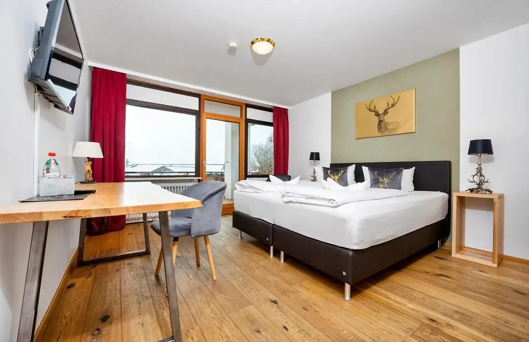 Hotel Alpenglühn-1