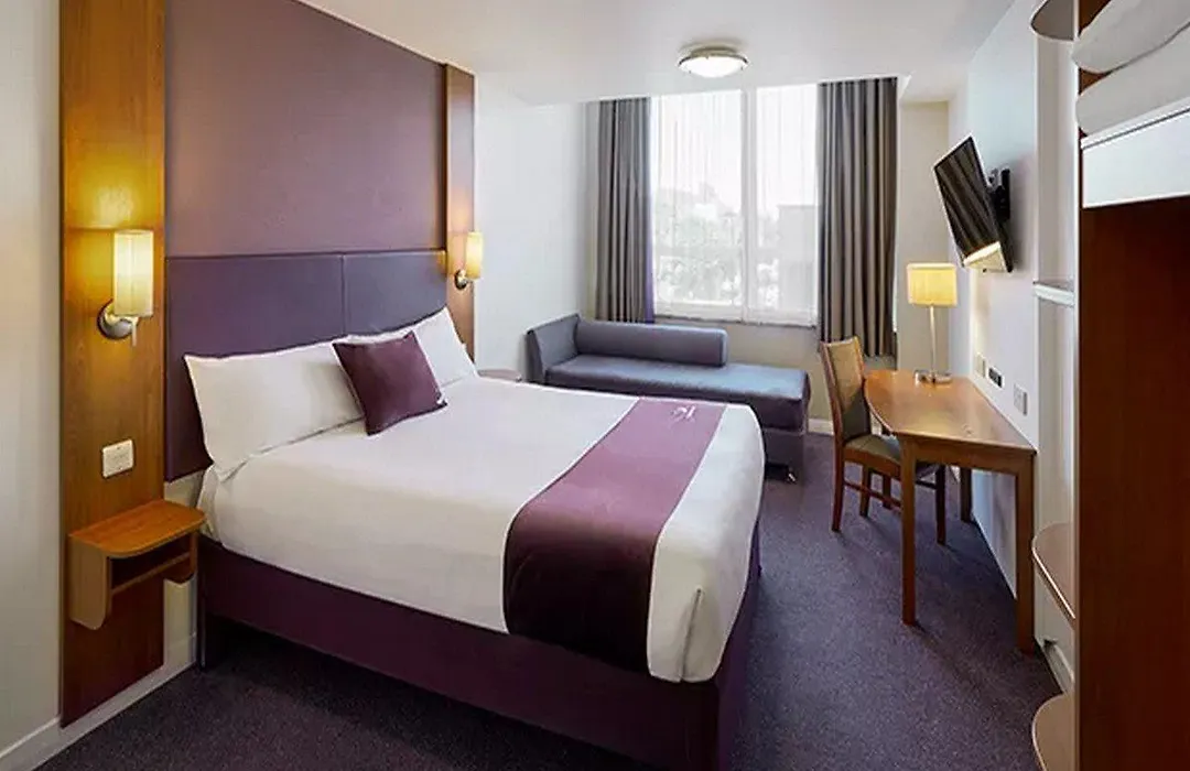 Premier Inn Loughborough-1