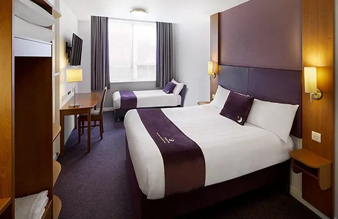 Premier Inn Loughborough-1