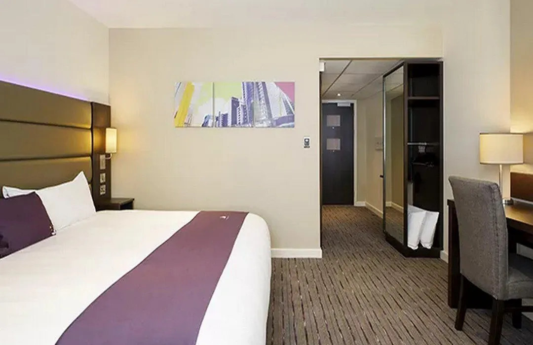 Premier Inn Carrickfergus-1