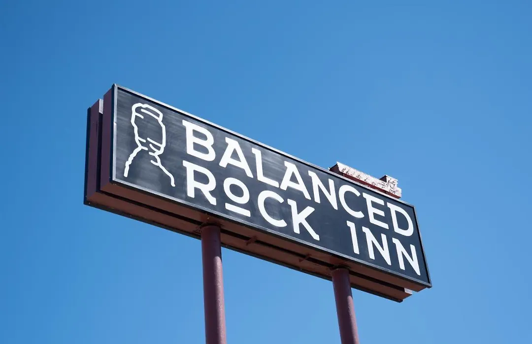 Balanced Rock Inn-1