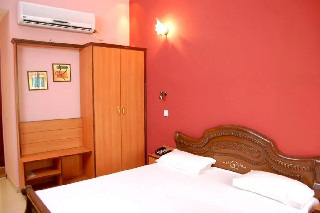 Hotel D R International-1