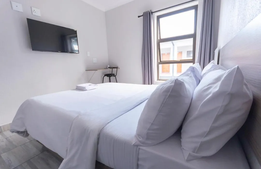 Ecomotel Isando-1
