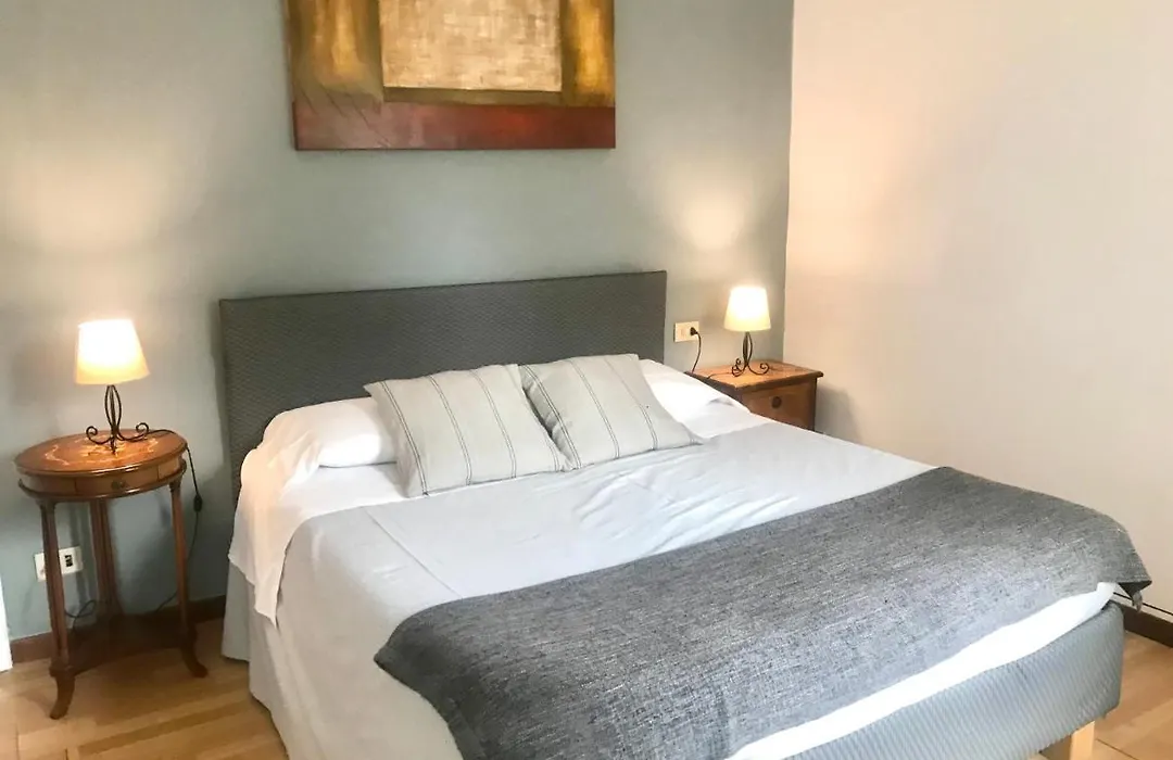Venice And Venice Apartments - Private Rooms In Shared Apartment-1